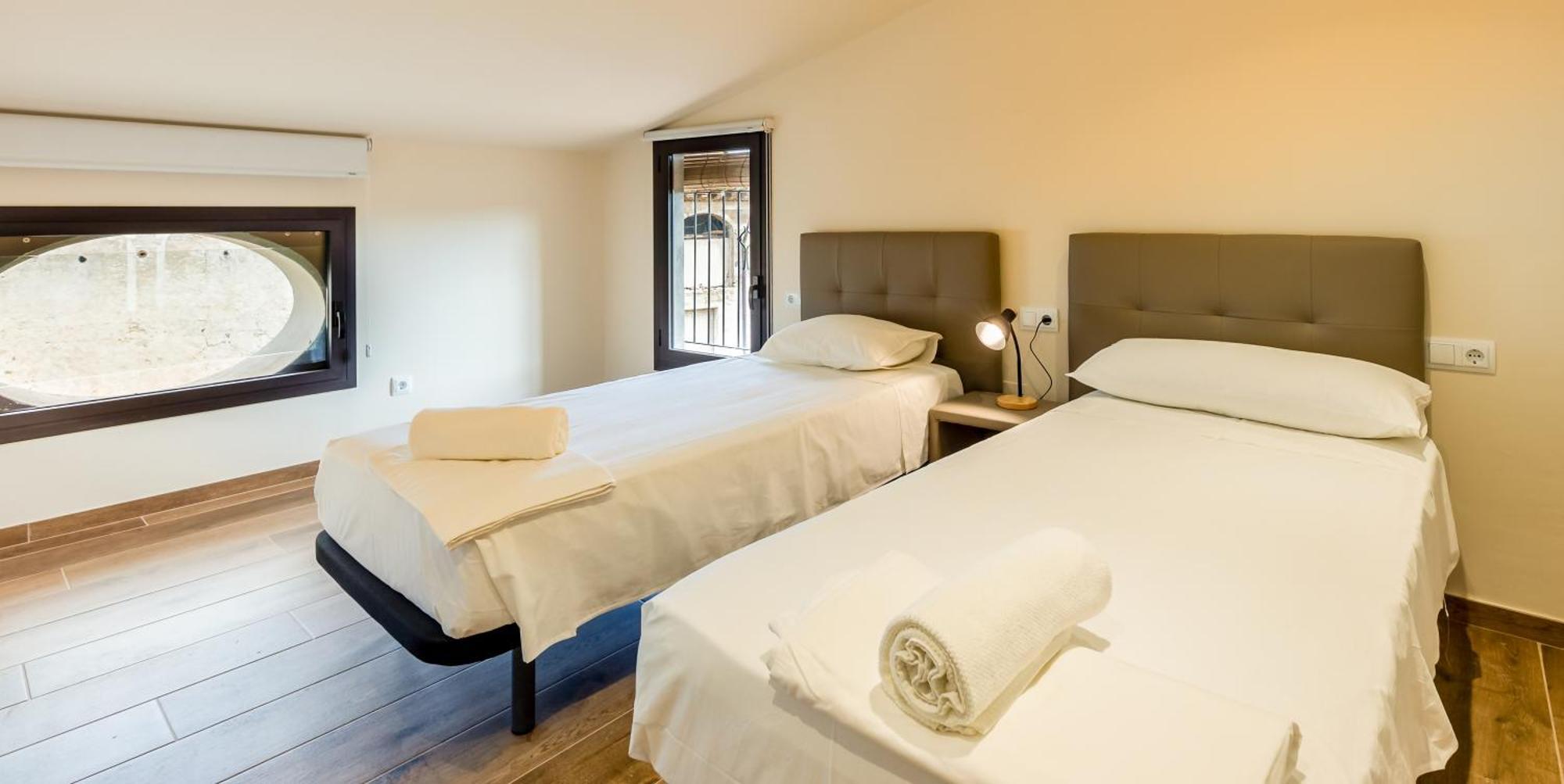 Can Cintet 3 Apartamento Con Terraza En Besalú Dış mekan fotoğraf