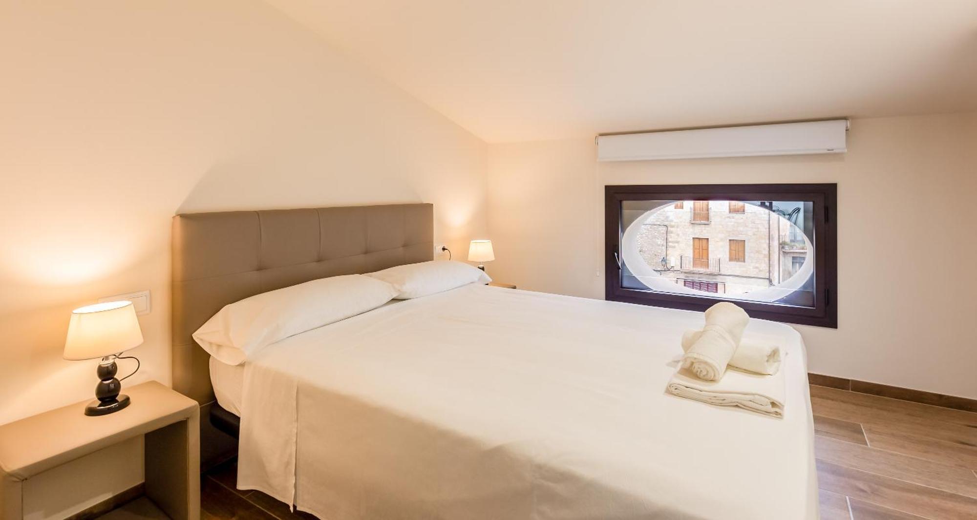 Can Cintet 3 Apartamento Con Terraza En Besalú Dış mekan fotoğraf