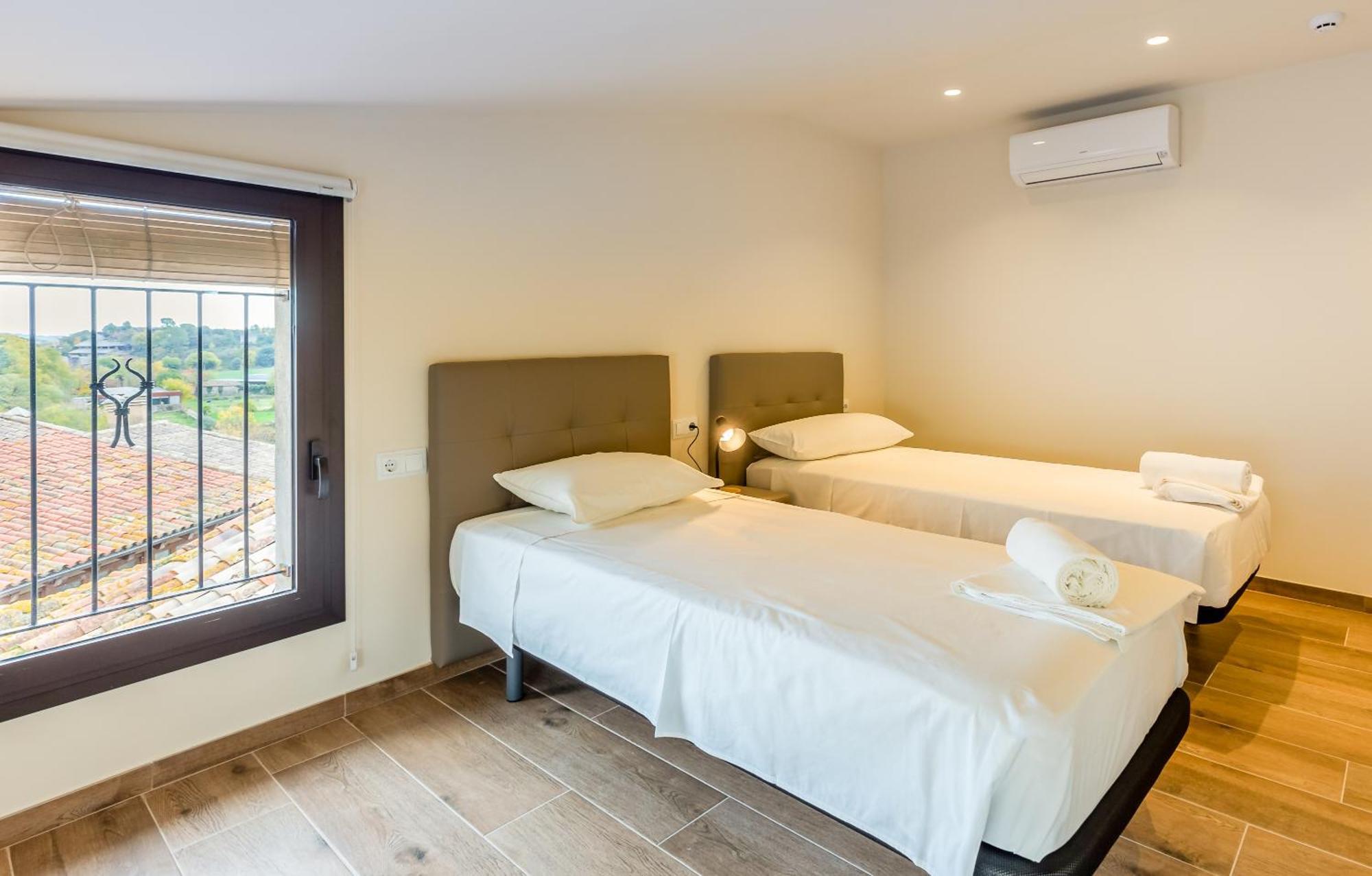 Can Cintet 3 Apartamento Con Terraza En Besalú Dış mekan fotoğraf