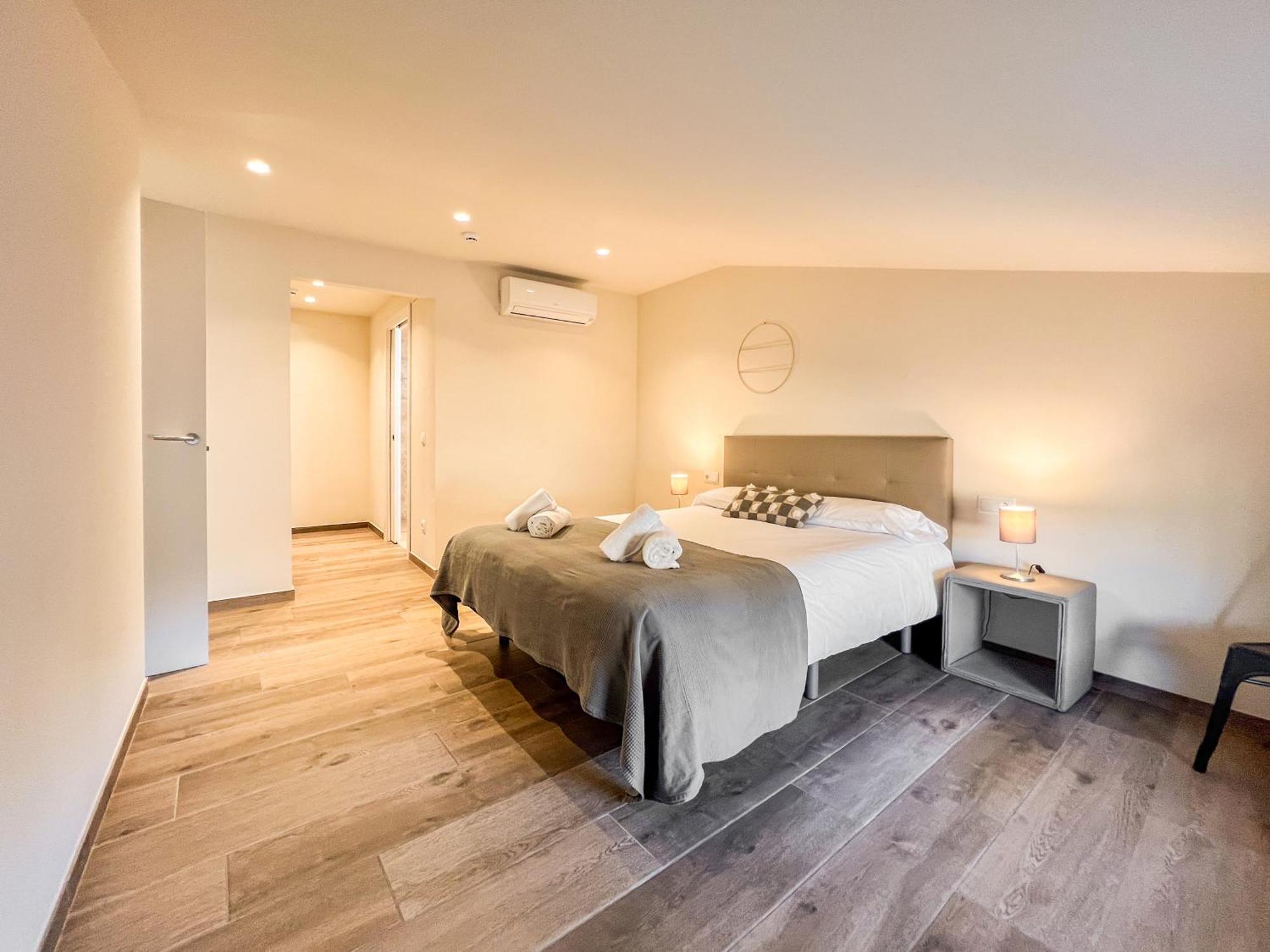 Can Cintet 3 Apartamento Con Terraza En Besalú Dış mekan fotoğraf